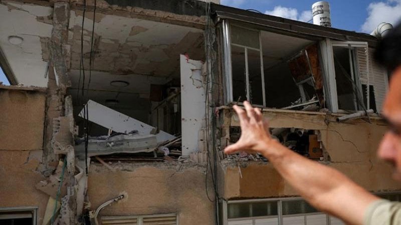 আকাশেই ভেঙে গেল হামলার ছক: পূর্বাঞ্চলে সাত ক্ষেপণাস্ত্র ভূপাতিতের দাবি সৌদির